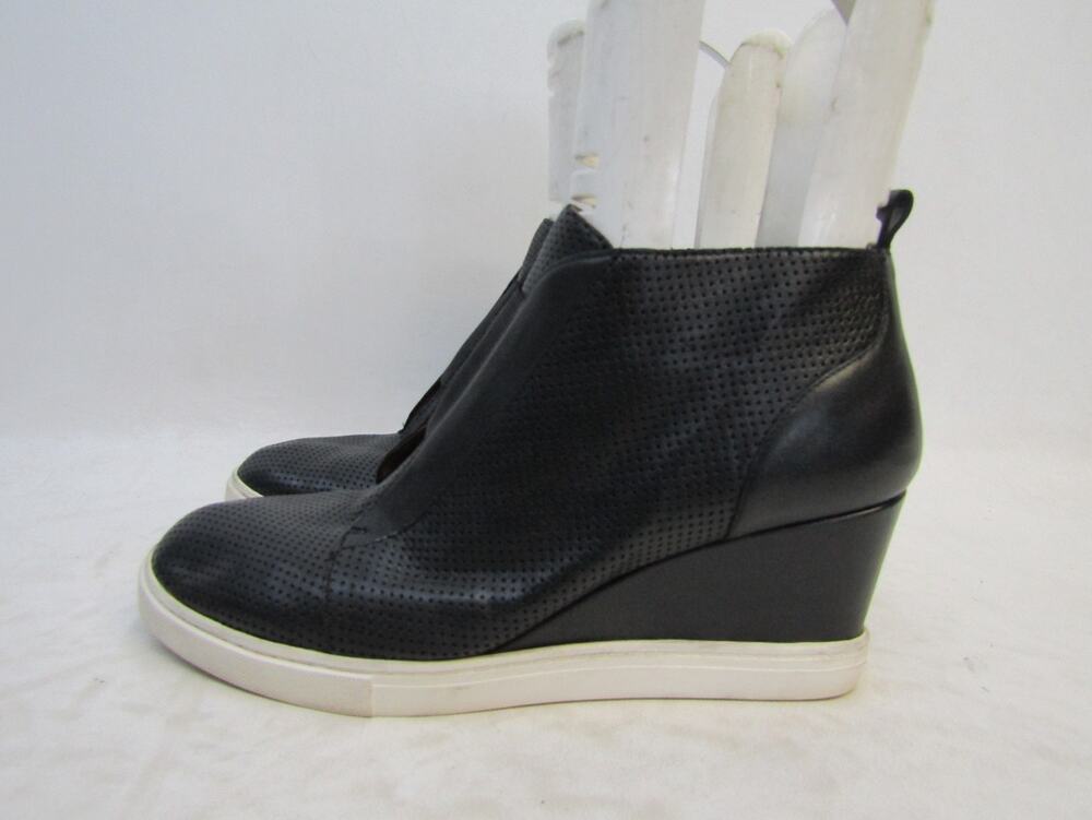 L. Paolo Womens Sz 9 M Black Perforated Leather Wedge Zip Ankle Fashion Boots
